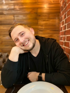 Артём